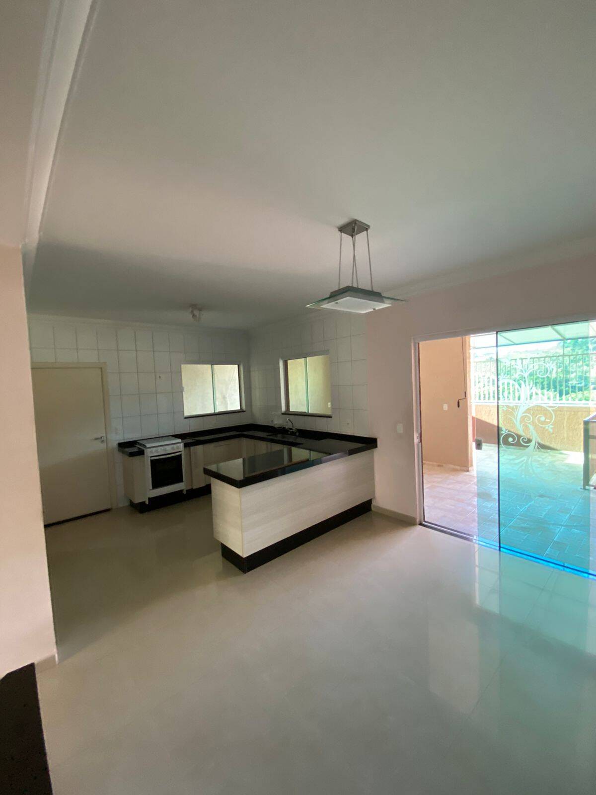 Sobrado à venda com 3 quartos, 205m² - Foto 3