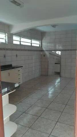 Sobrado à venda e aluguel com 4 quartos, 167m² - Foto 4