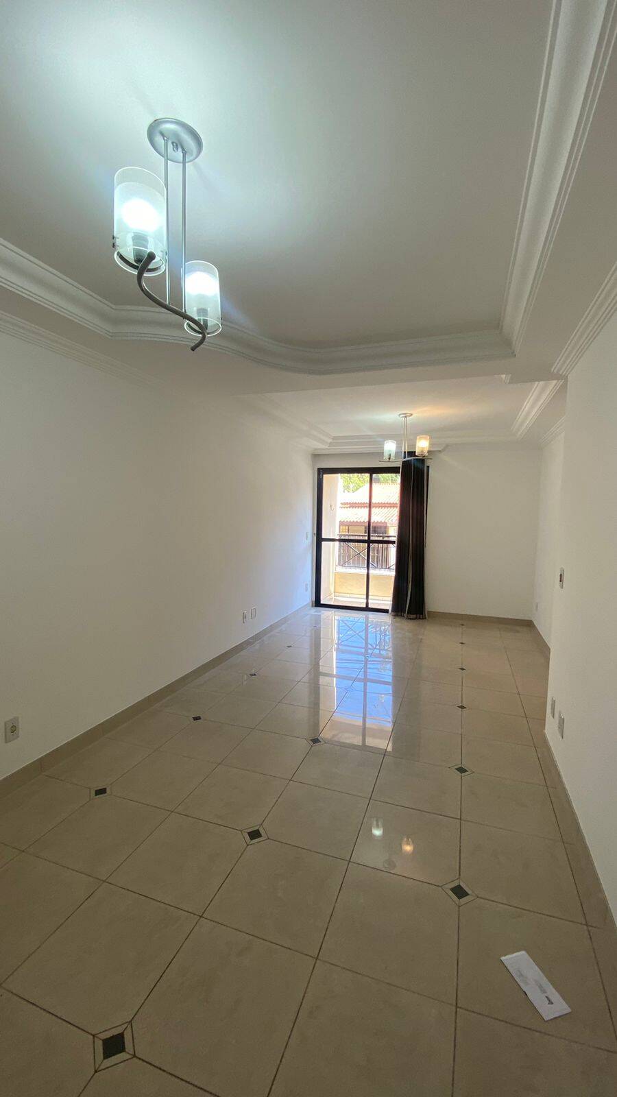 Apartamento à venda com 3 quartos, 93m² - Foto 1