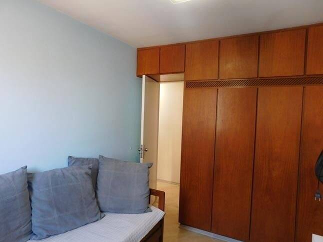 Apartamento à venda com 2 quartos, 76m² - Foto 11