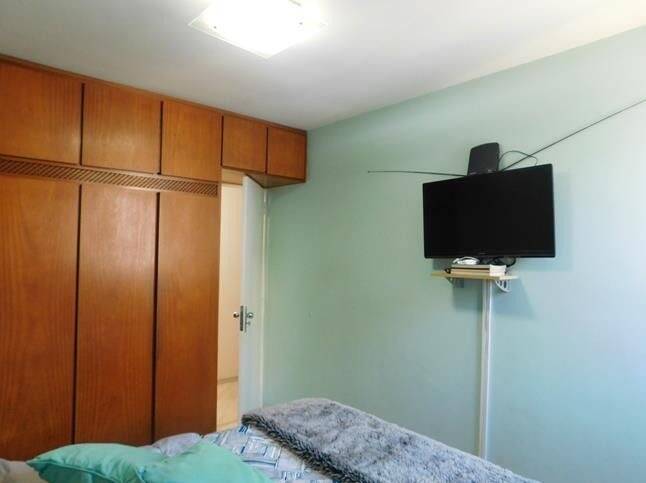 Apartamento à venda com 2 quartos, 76m² - Foto 12