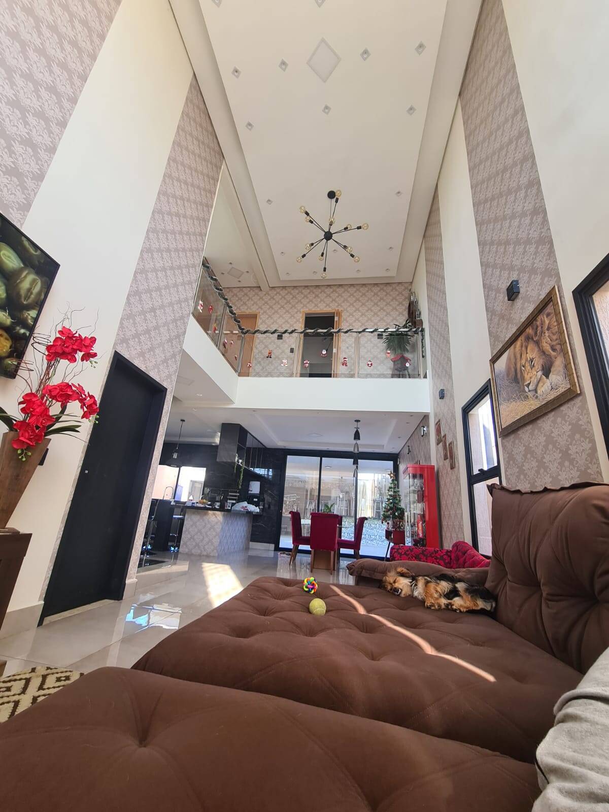 Casa de Condomínio à venda com 3 quartos, 250m² - Foto 4