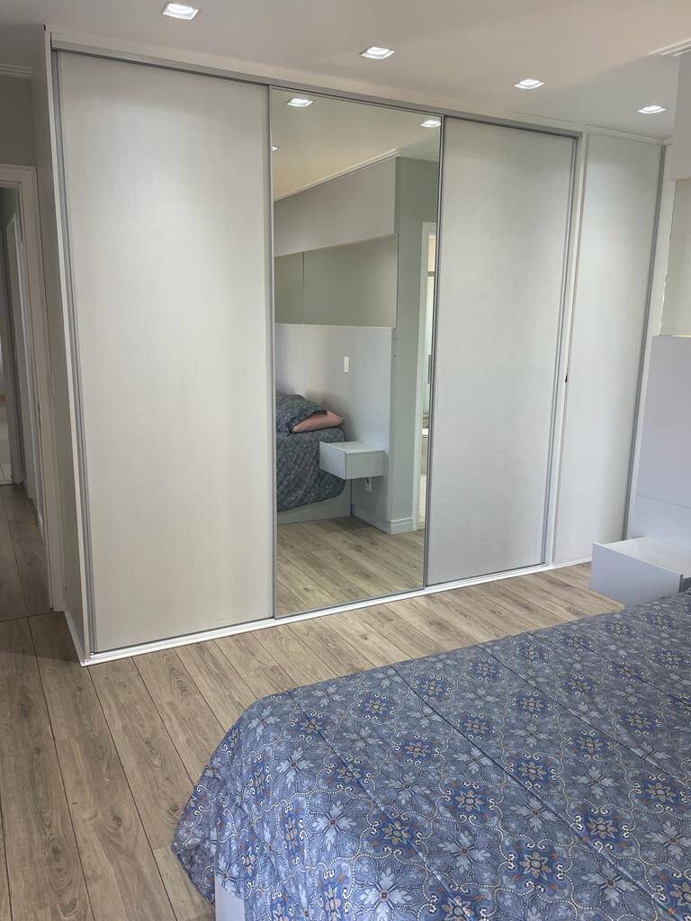 Apartamento à venda com 3 quartos, 157m² - Foto 9