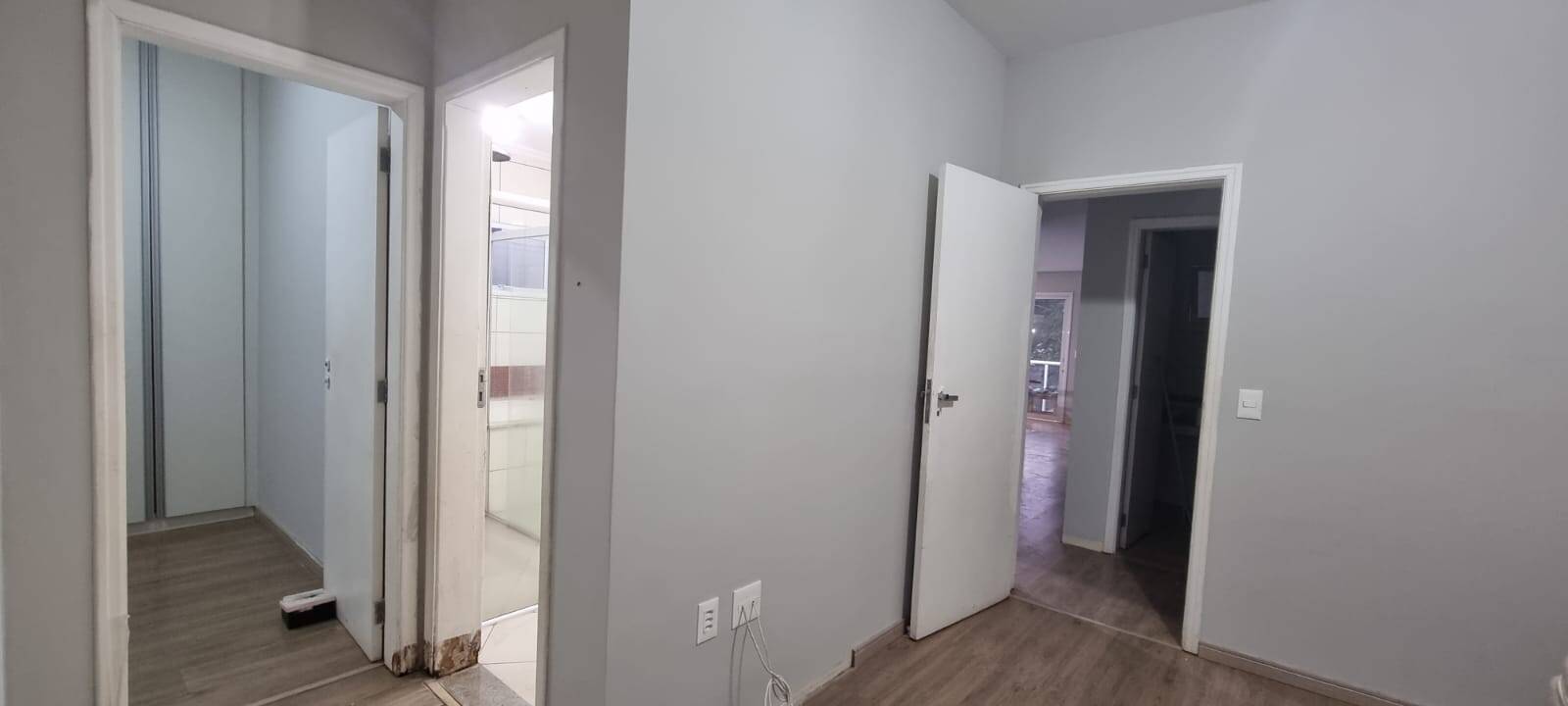 Casa de Condomínio para alugar com 6 quartos, 365m² - Foto 17