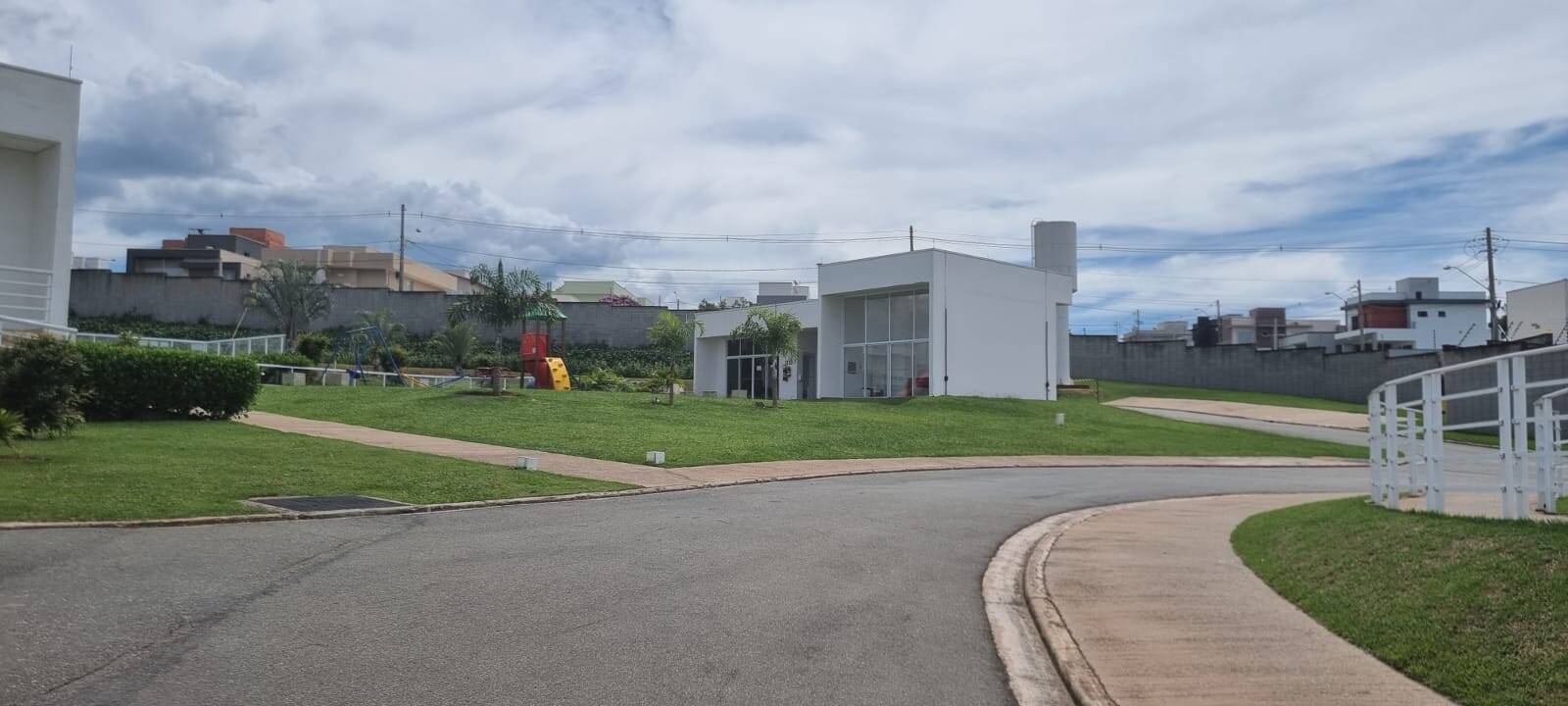 Casa de Condomínio à venda com 3 quartos, 172m² - Foto 48