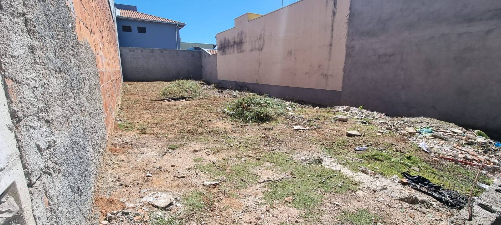 Terreno à venda, 165m² - Foto 1