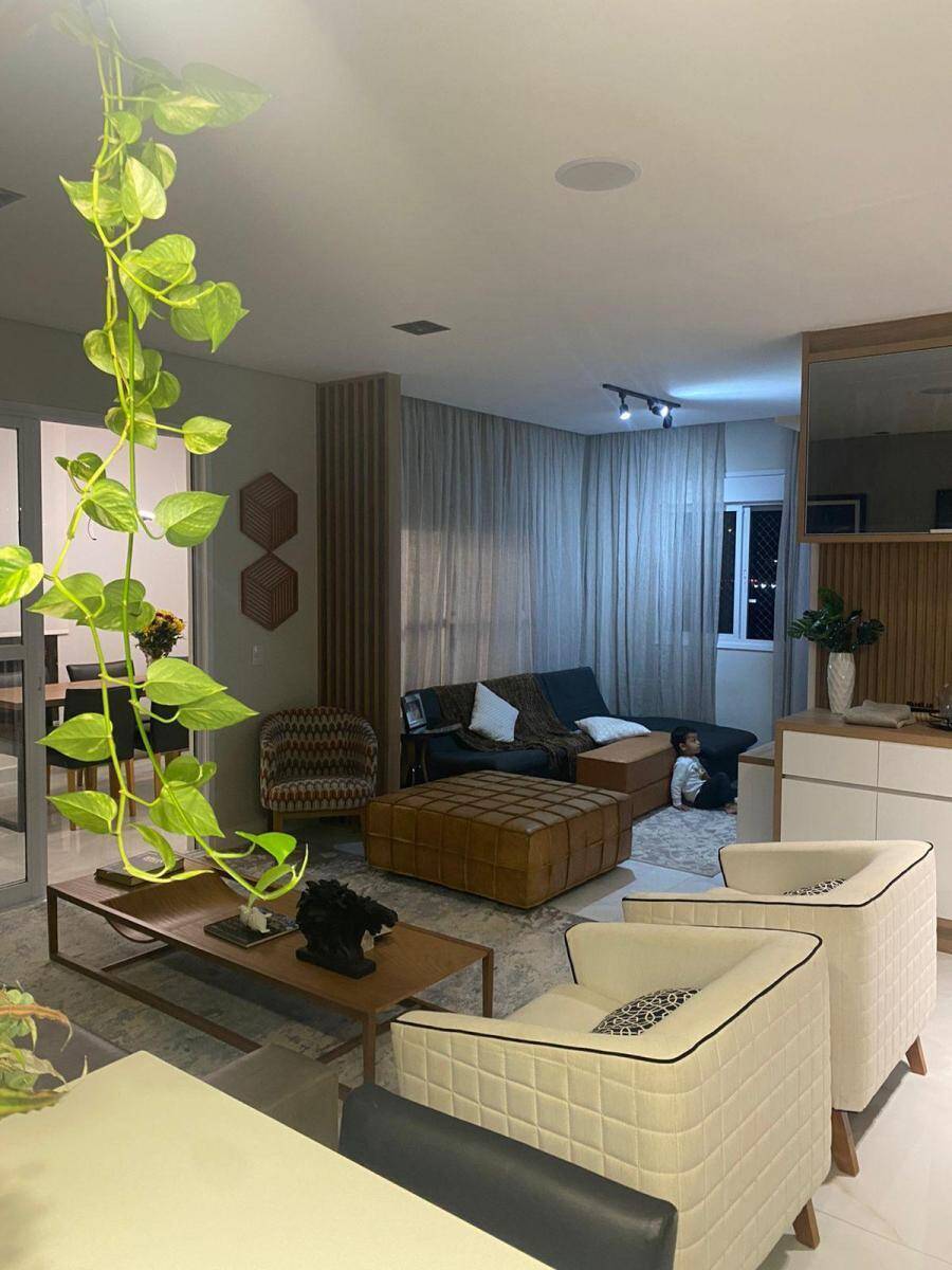 Apartamento à venda com 4 quartos, 160m² - Foto 7