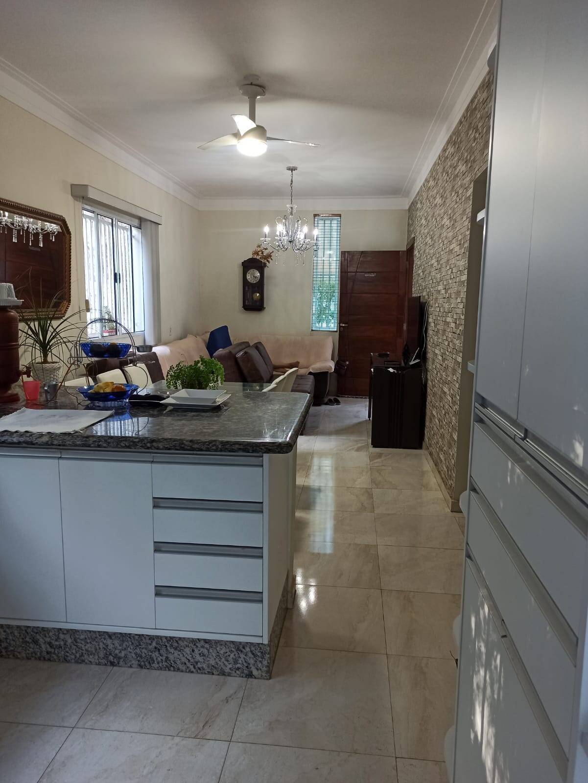 Sobrado à venda com 4 quartos, 84m² - Foto 2