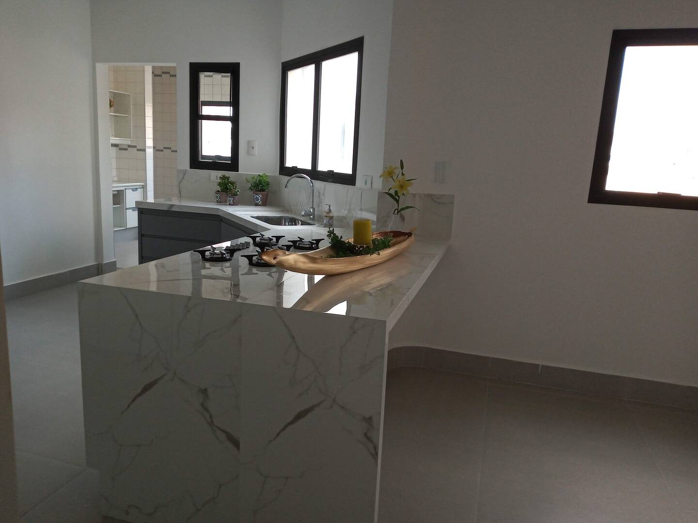 Apartamento à venda com 4 quartos, 357m² - Foto 17