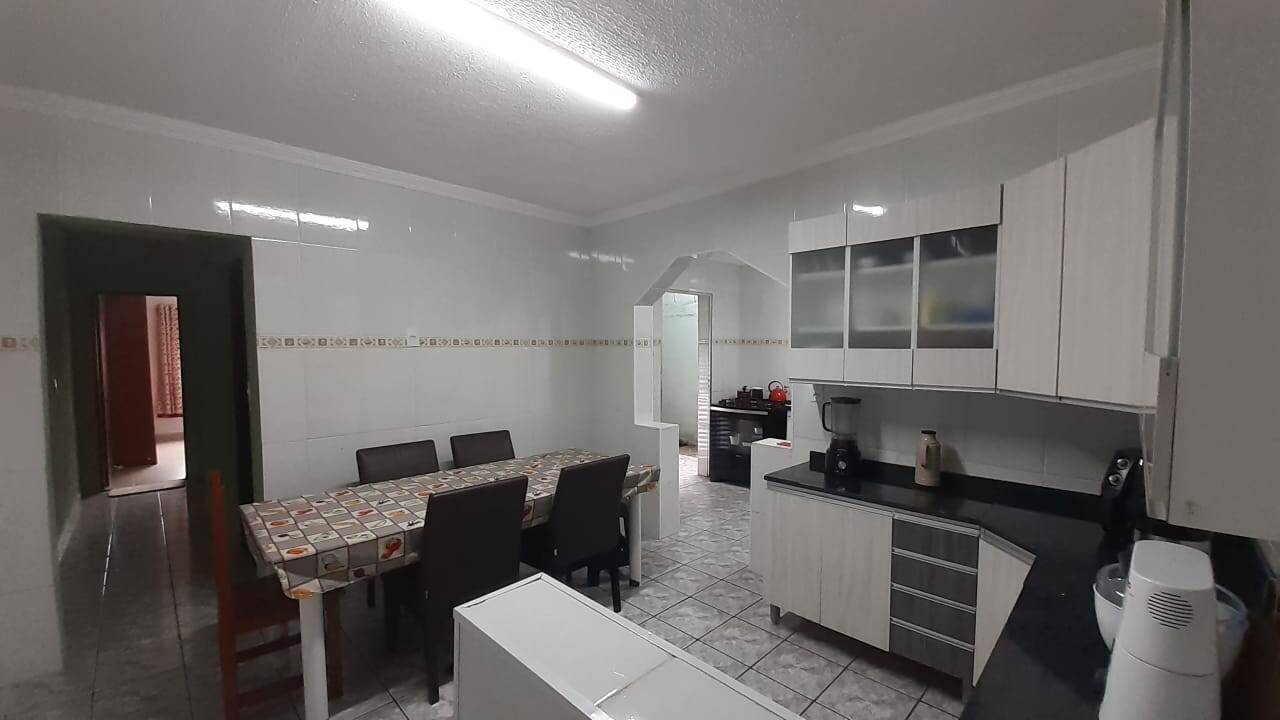 Sobrado à venda com 4 quartos, 124m² - Foto 1