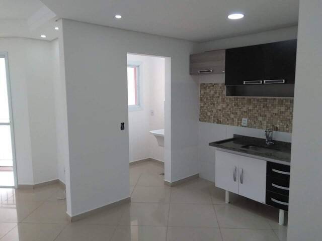 Apartamento à venda com 2 quartos, 56m² - Foto 2