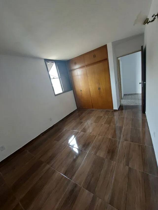 Apartamento à venda com 1 quarto, 75m² - Foto 10