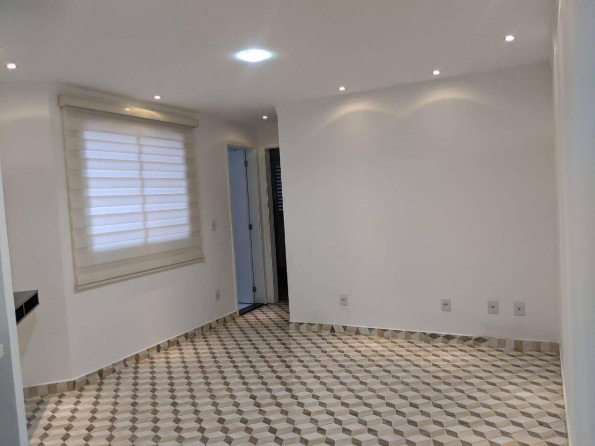 Apartamento à venda com 2 quartos, 60m² - Foto 3