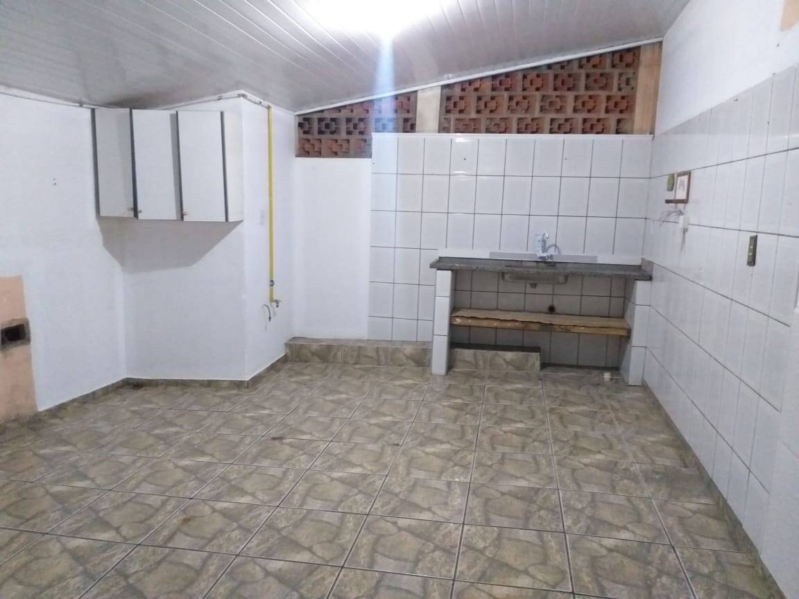 Casa à venda com 2 quartos, 208m² - Foto 8