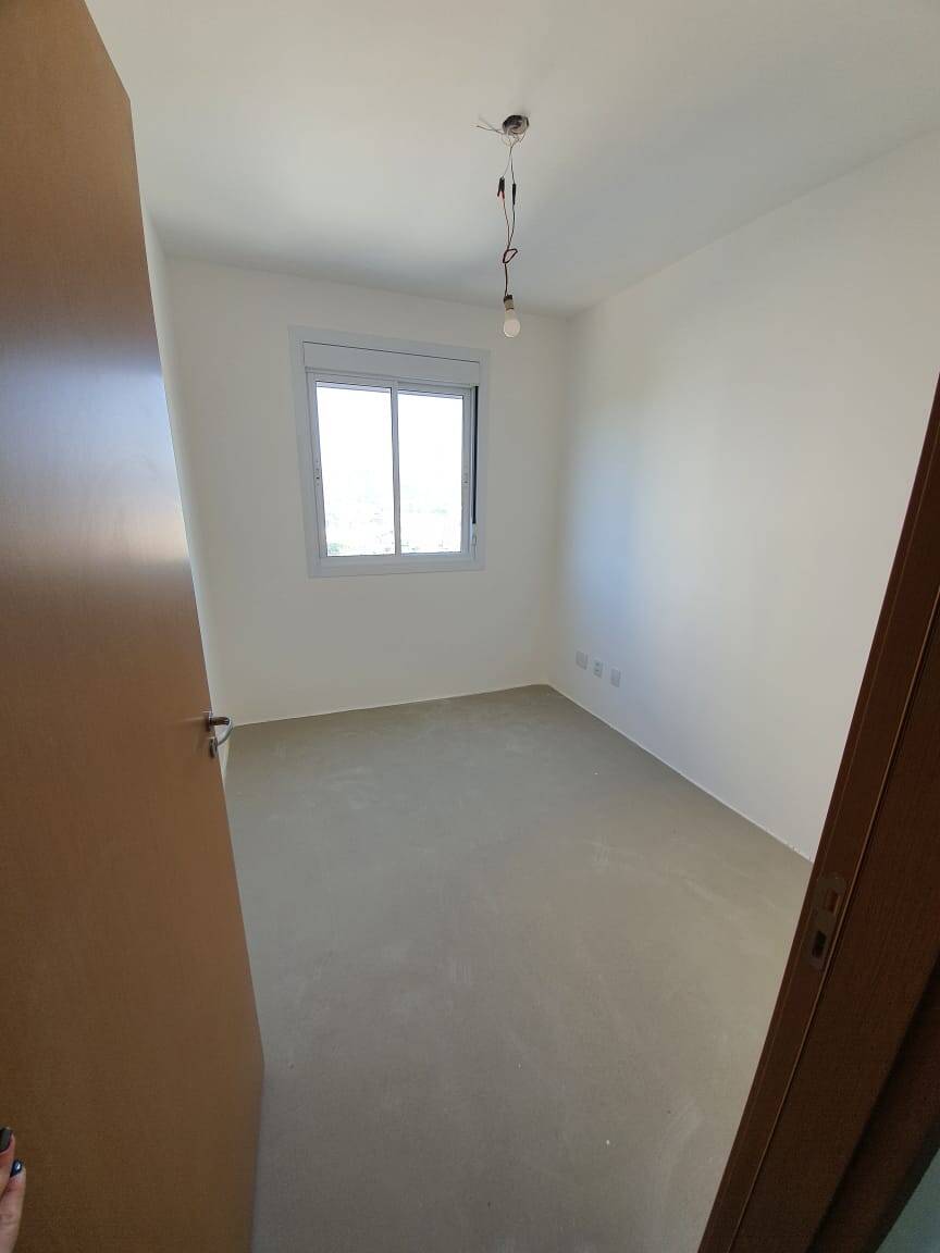 Apartamento à venda com 3 quartos, 84m² - Foto 7