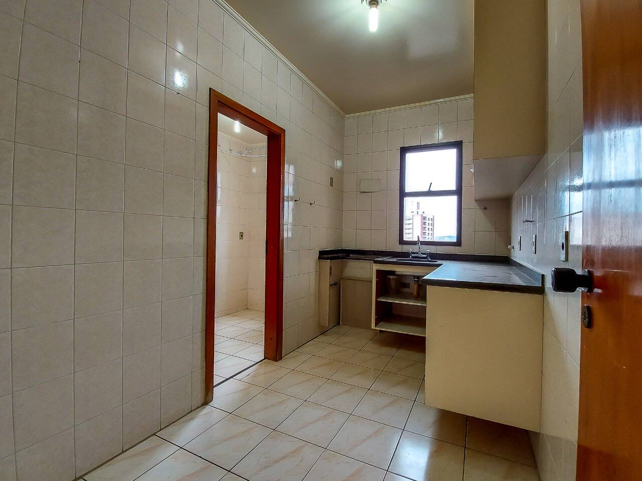 Apartamento à venda com 1 quarto, 70m² - Foto 5