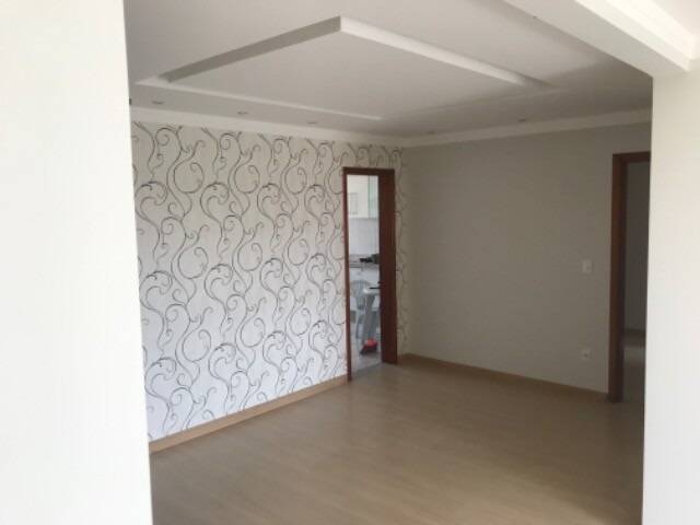 Apartamento à venda com 3 quartos, 141m² - Foto 1