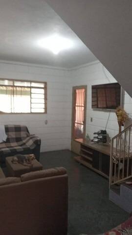 Sobrado à venda com 3 quartos, 100m² - Foto 2