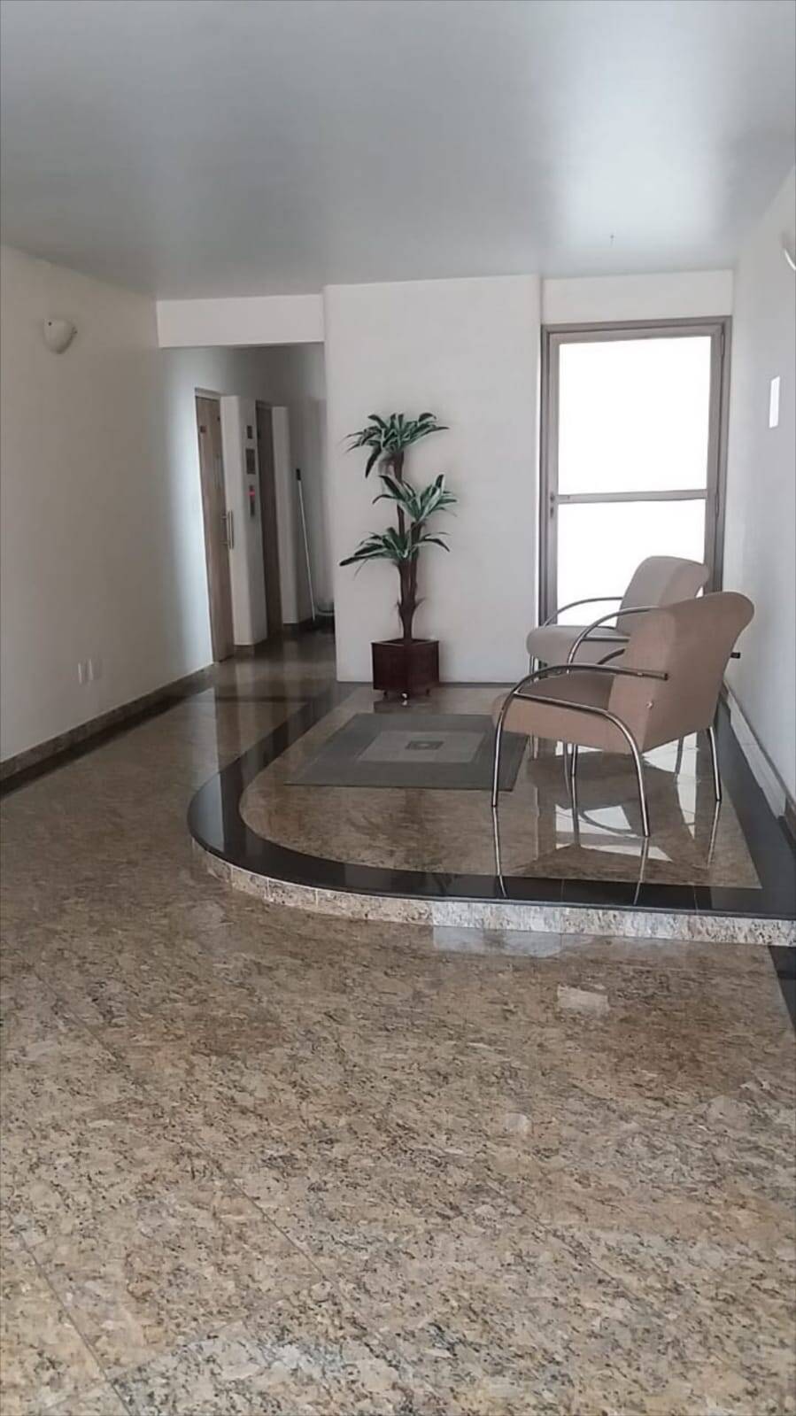 Apartamento à venda com 1 quarto, 98m² - Foto 12