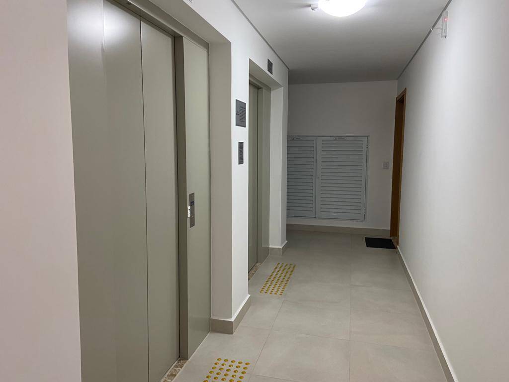 Apartamento à venda com 3 quartos, 77m² - Foto 7