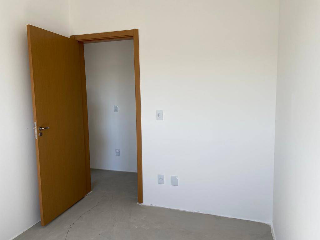 Apartamento à venda com 3 quartos, 77m² - Foto 15