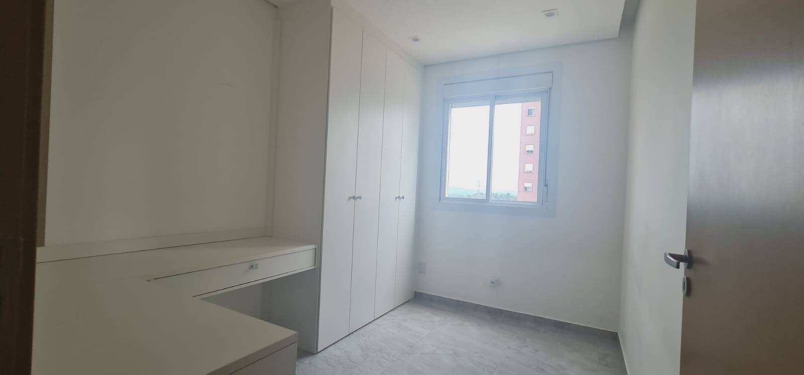 Apartamento à venda com 3 quartos, 77m² - Foto 7