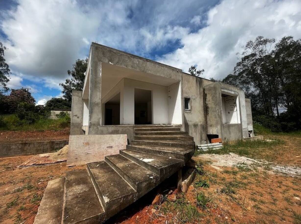 Casa de Condomínio à venda com 4 quartos, 380m² - Foto 12