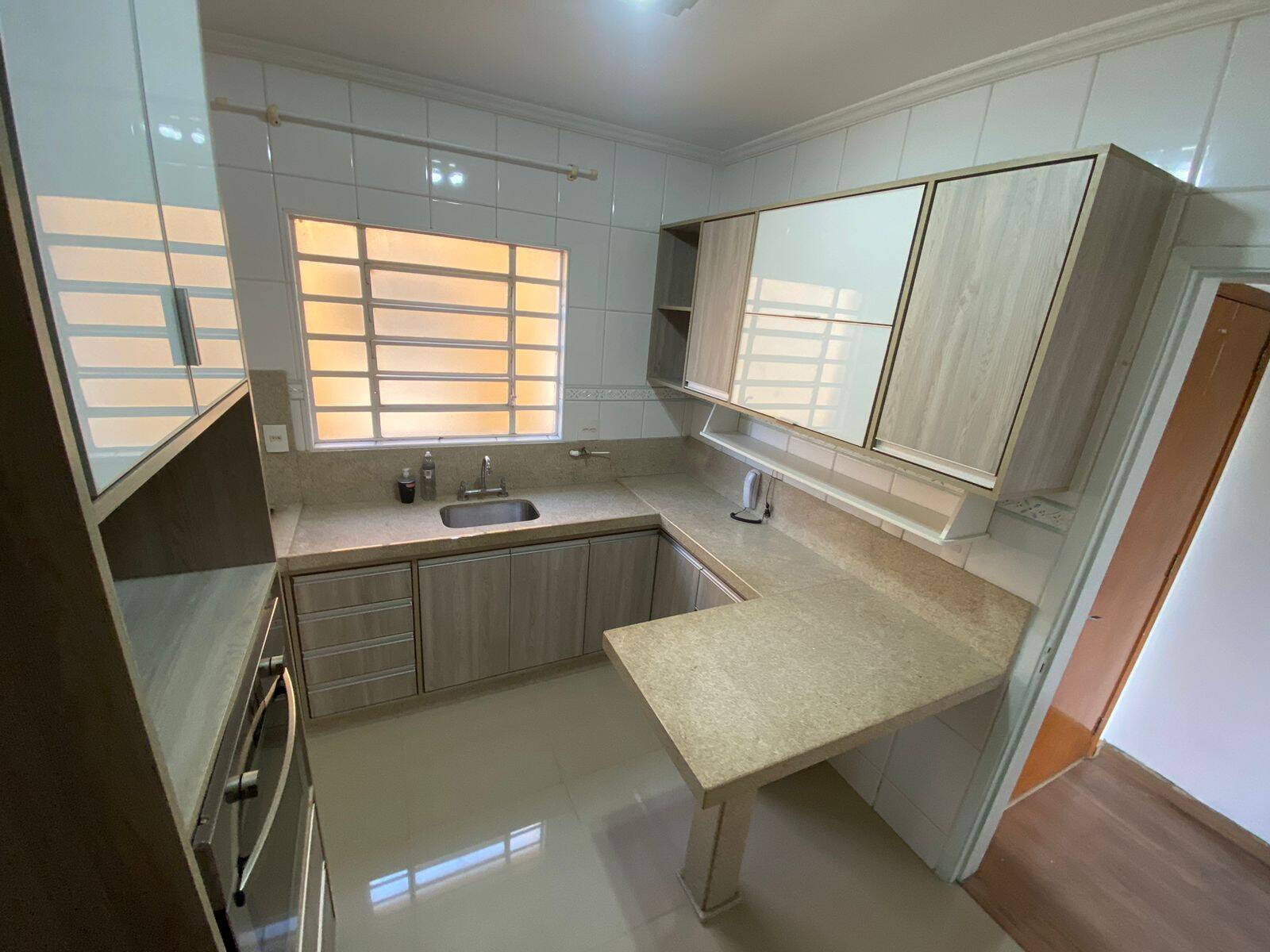 Apartamento à venda com 2 quartos, 56m² - Foto 1