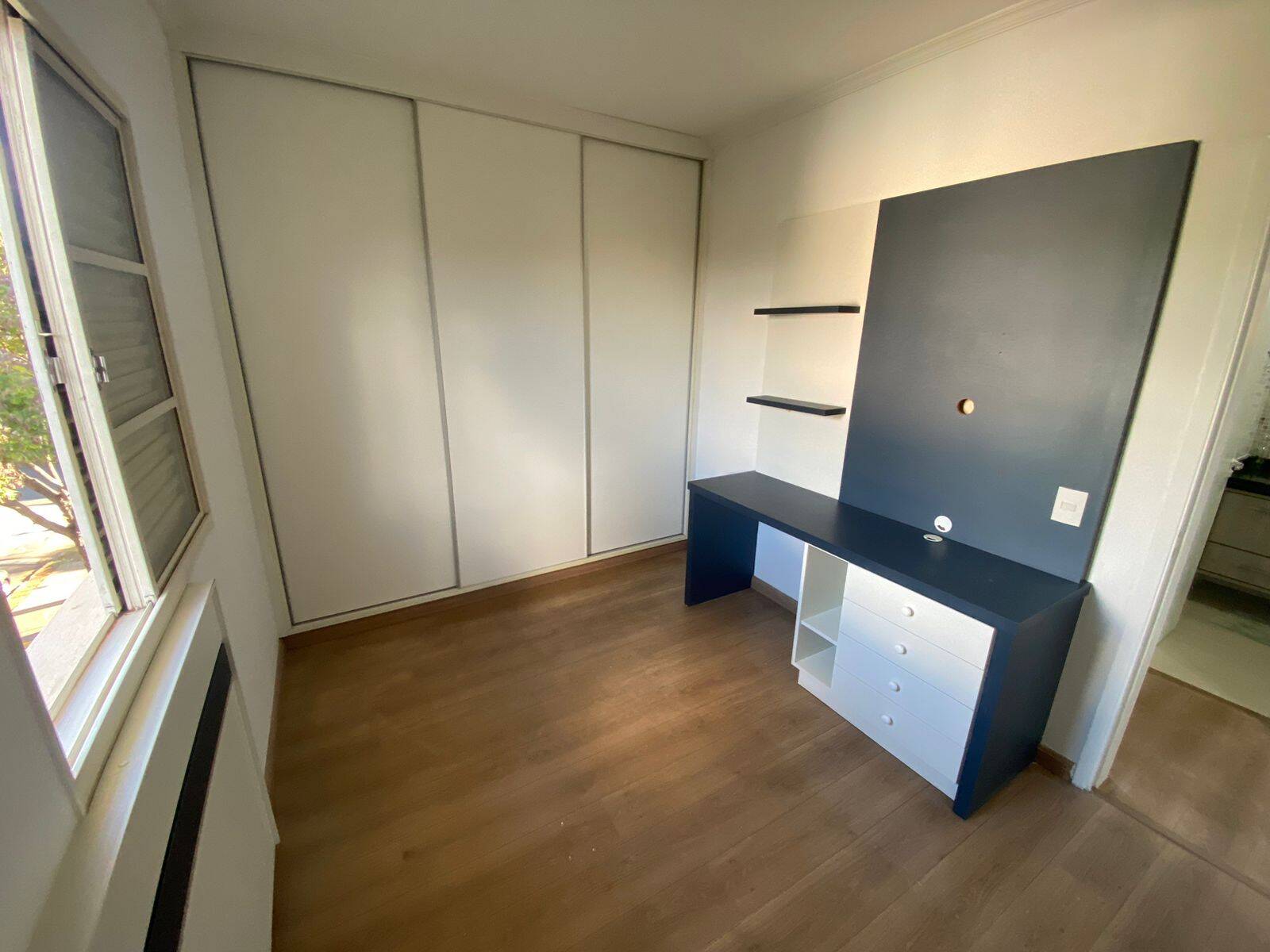 Apartamento à venda com 2 quartos, 56m² - Foto 13