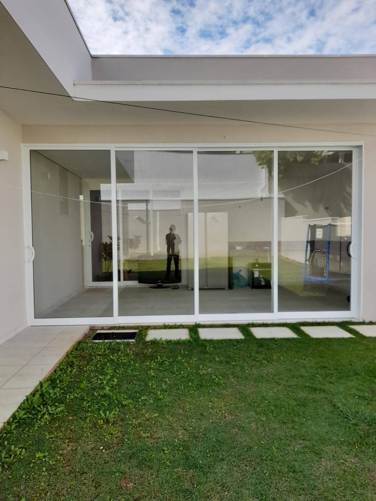 Casa de Condomínio à venda e aluguel com 4 quartos, 245m² - Foto 4