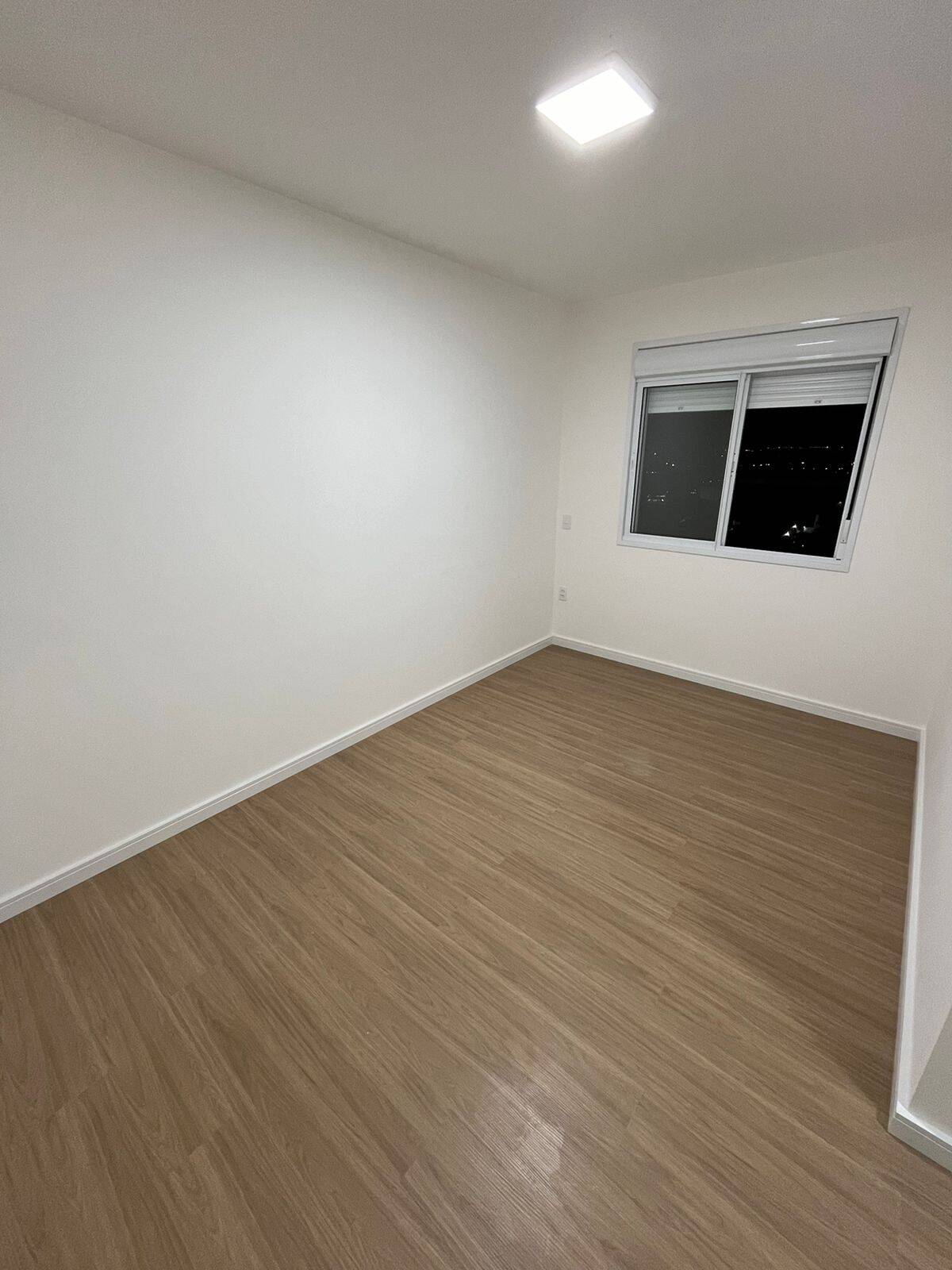 Apartamento à venda com 2 quartos, 64m² - Foto 14