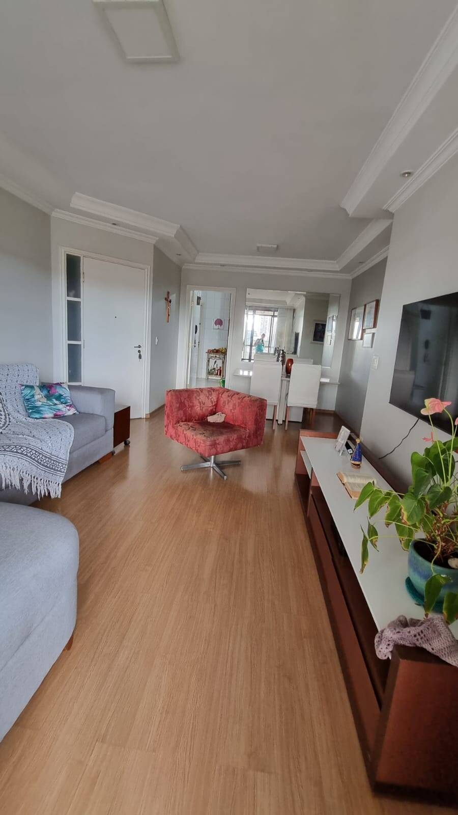 Apartamento à venda com 3 quartos, 112m² - Foto 2