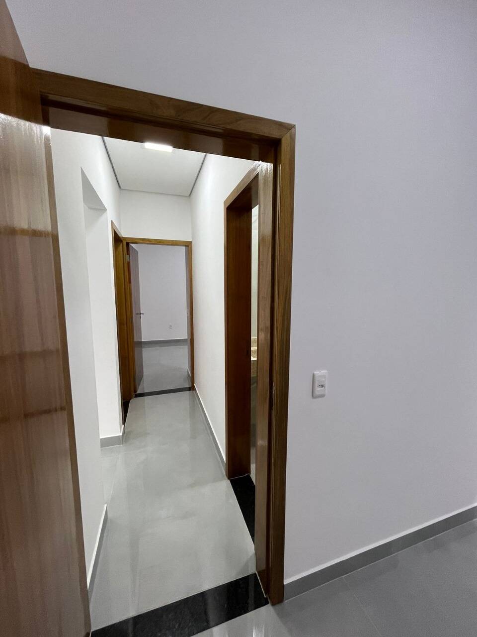 Casa à venda com 3 quartos, 91m² - Foto 13