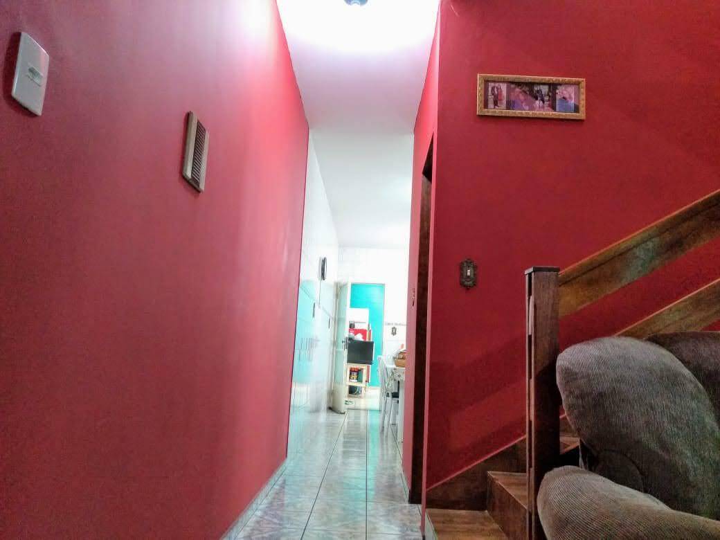 Sobrado à venda com 3 quartos, 190m² - Foto 3