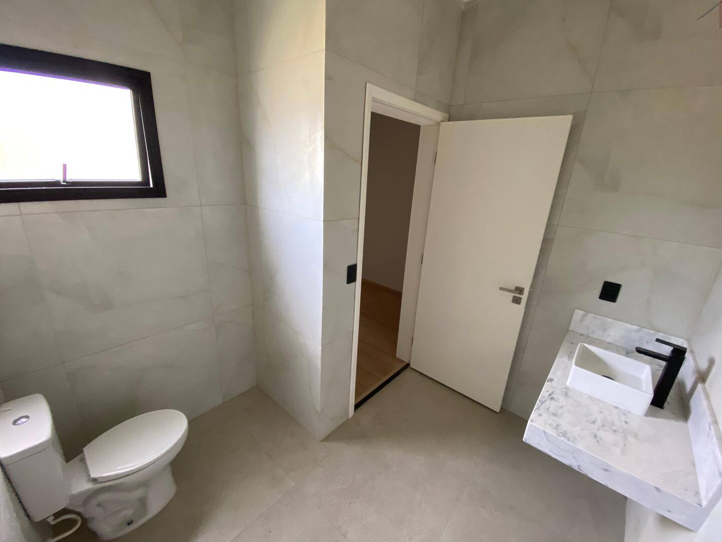 Casa à venda com 3 quartos, 238m² - Foto 13