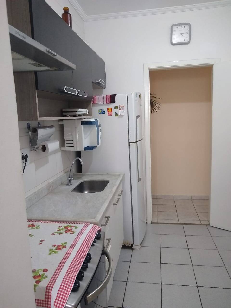 Apartamento à venda com 2 quartos, 72m² - Foto 4